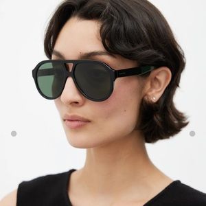 Gucci aviator black frame sunglasses